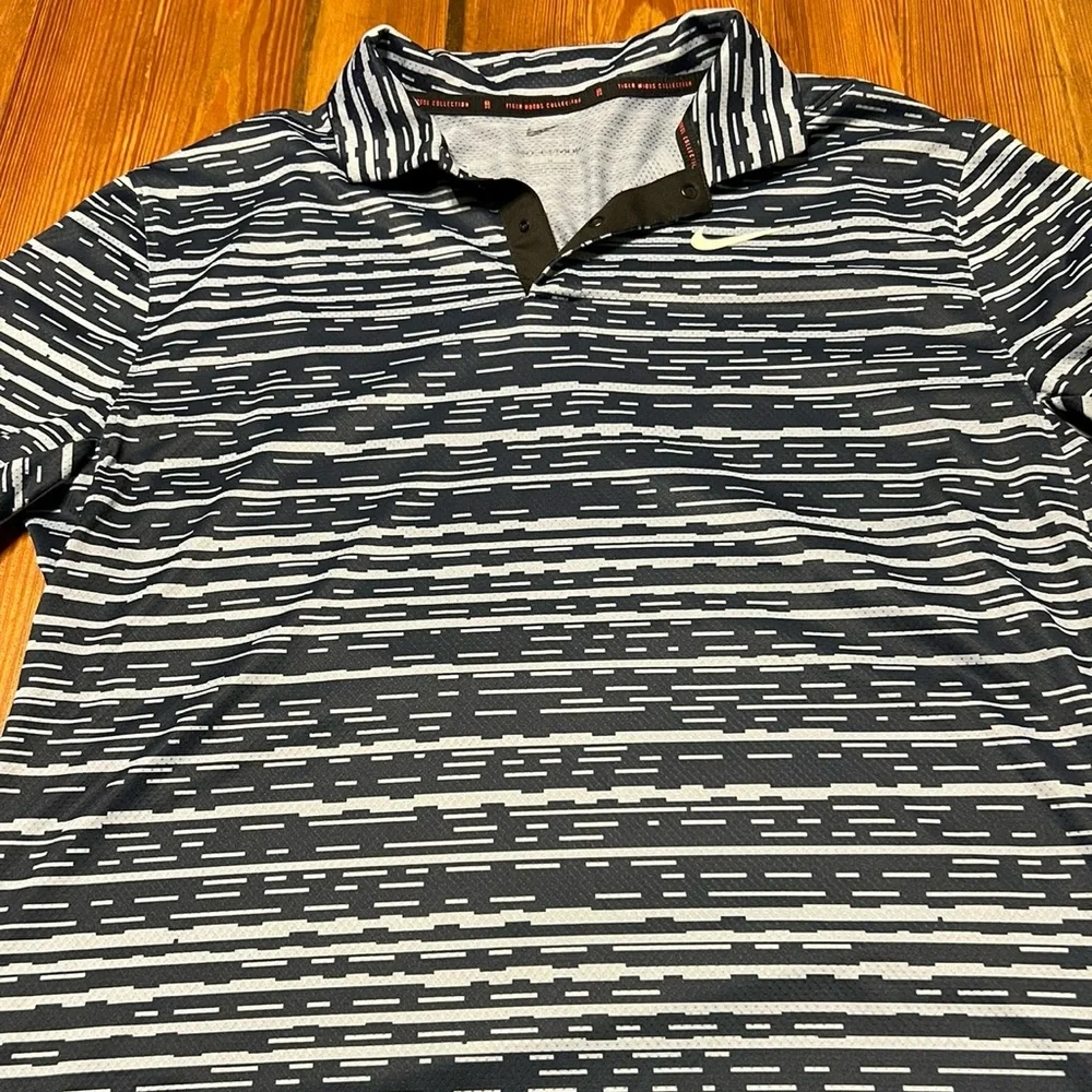 Nike Men’s Short Sleeve‎ Polo